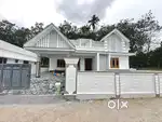 തൊടുപുഴ മൂവാറ്റുപുഴ റോഡിൽ 7സെൻ്റിൽ 3 bhk പുതിയ വീട്