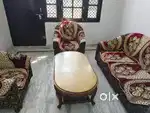 5 Seater Sofa set with wooden center table