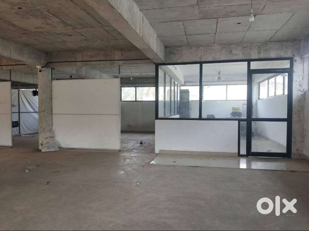 1000sq.ft Commercial Space For Rent at Calicut ( AR)