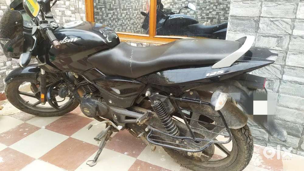 Pulsar 125