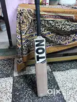 Cricket bat