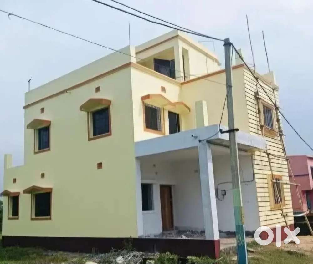 House Sale in gated society near sabujnagar