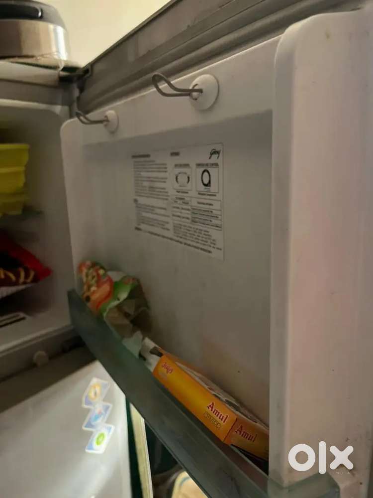 Godrej 270 ltr referigerator on working condition with 4 start rating