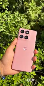 To Sell 46 Days Old MOTOROLA EDGE 60 Fusion (8+256) Peach colour.