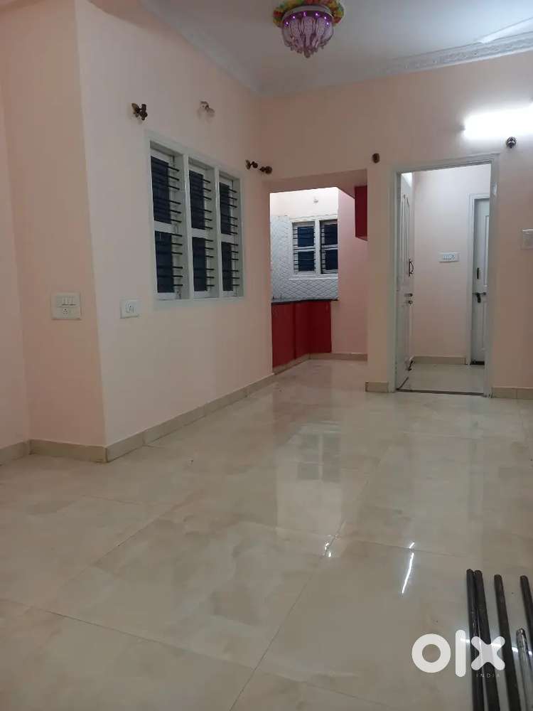 1bhk,gfloor in RT nagar.near mekhri circle fourseason hotels.
