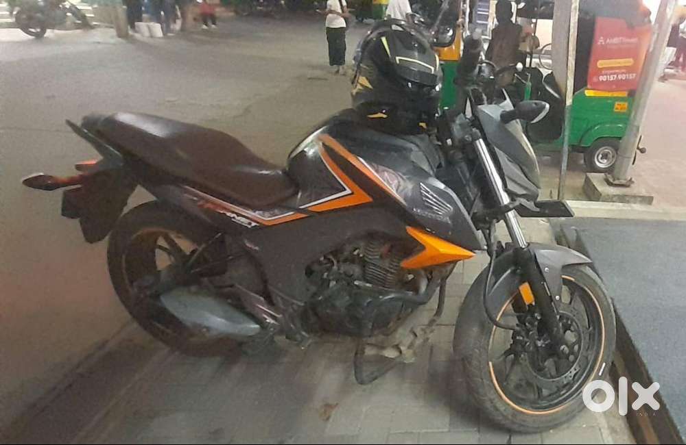 HONDA HORNET 160 CC
