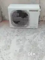 Samsang split AC 1.5tn 5yr old