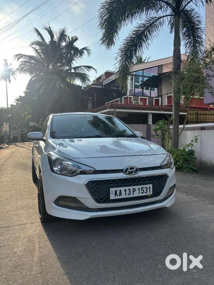 Hyundai i20 2017 Petrol 65000 Km Driven