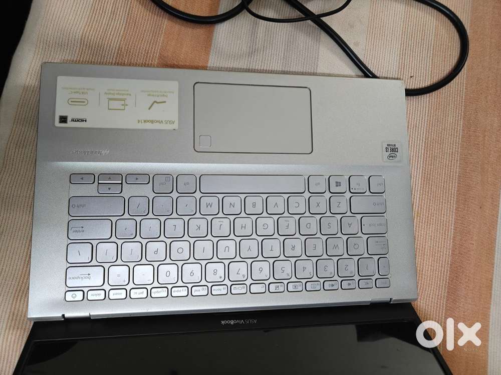 Asus Vivobook Laptop