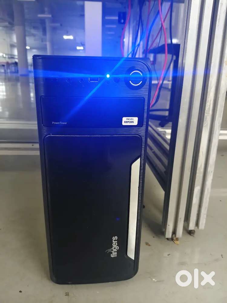 Desktop (CPU, monitor, keyboard and mouse)