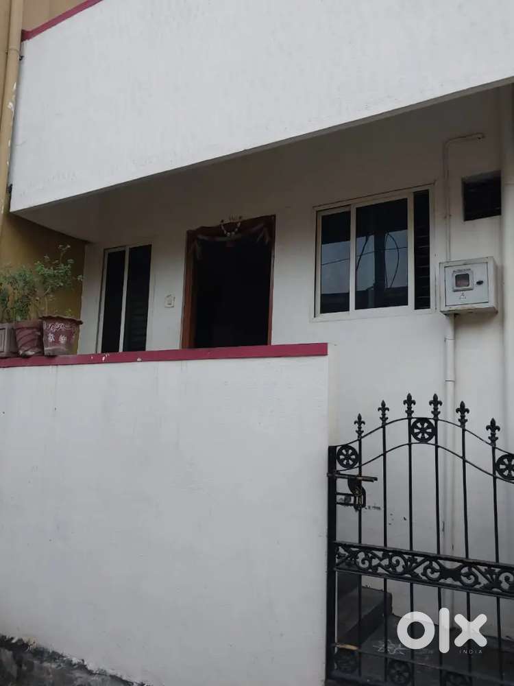 1 RK Available for rent