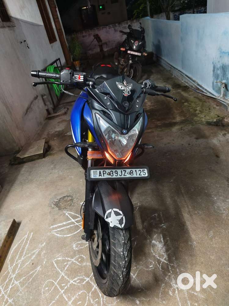 Full condition showroom track