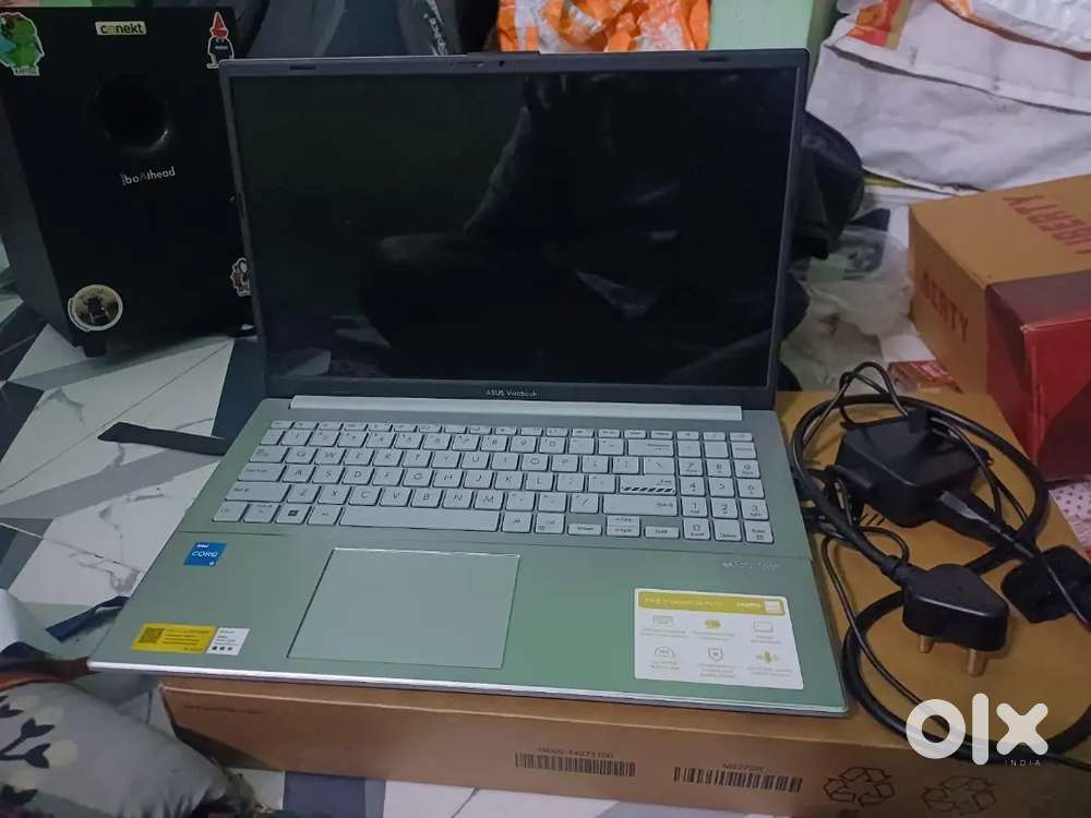 Urgent sale 20days used only laptop