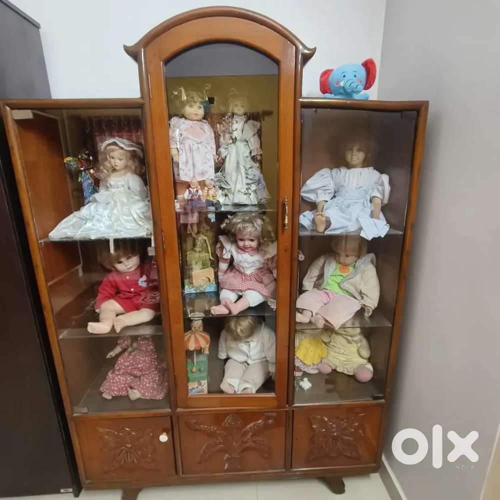 New sagun wood showcase.