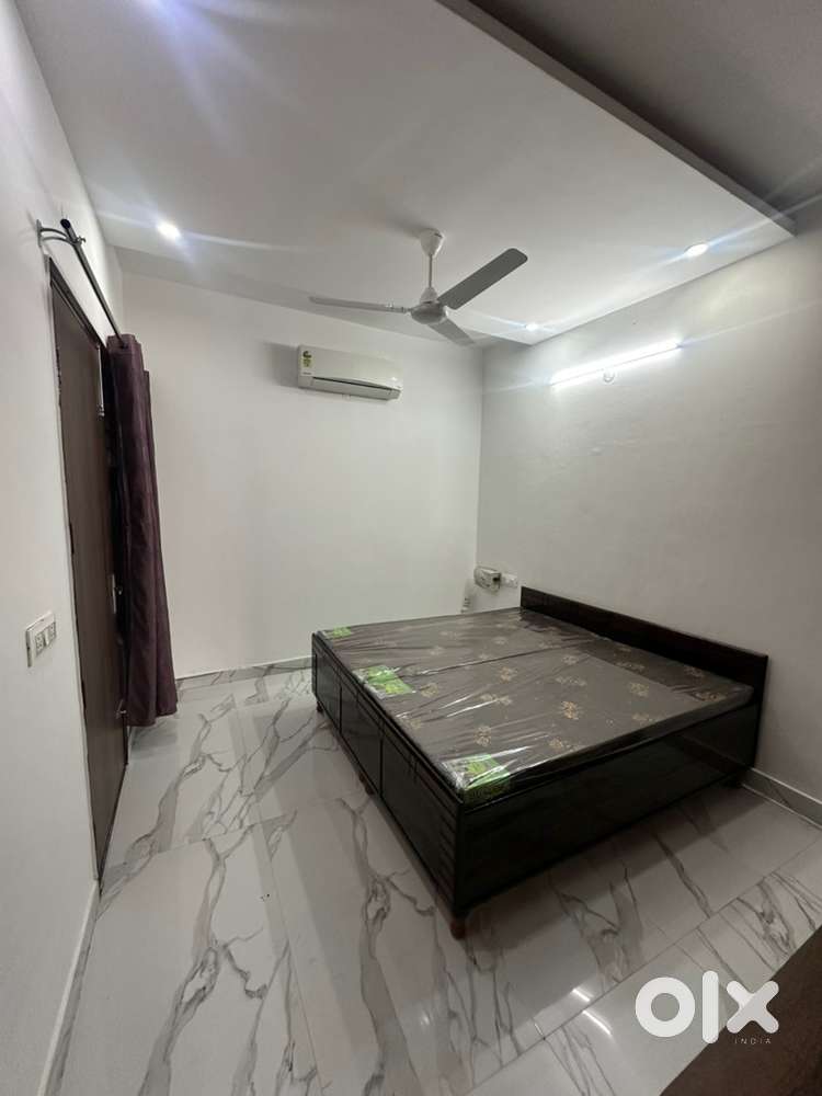 1 BHK FOR RENT FULLY FURNISHED