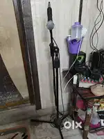Shure mic + stand original + UM6 stereo mixer in working condition