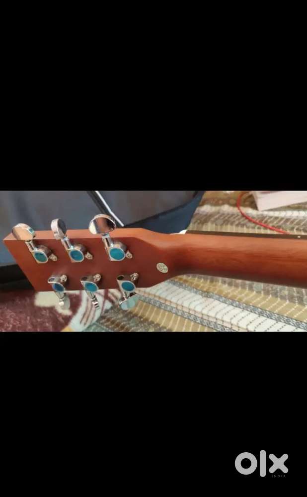 Brand new condition kadence guitar