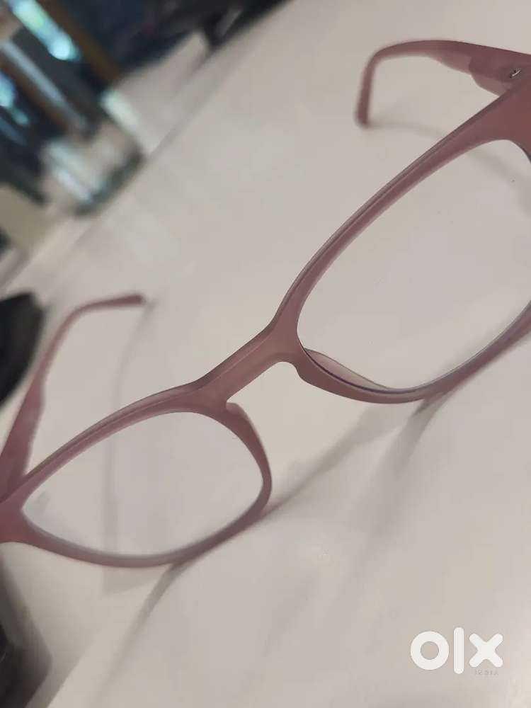 Hustlr computer blue lens