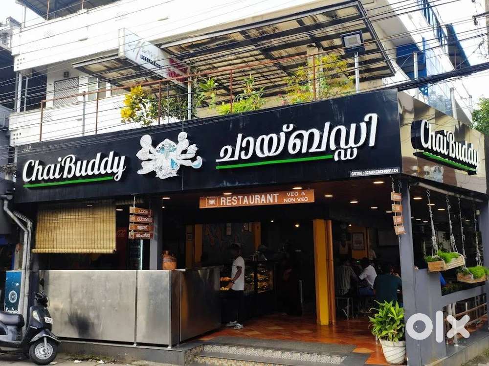 Restaurant Waiter - Male