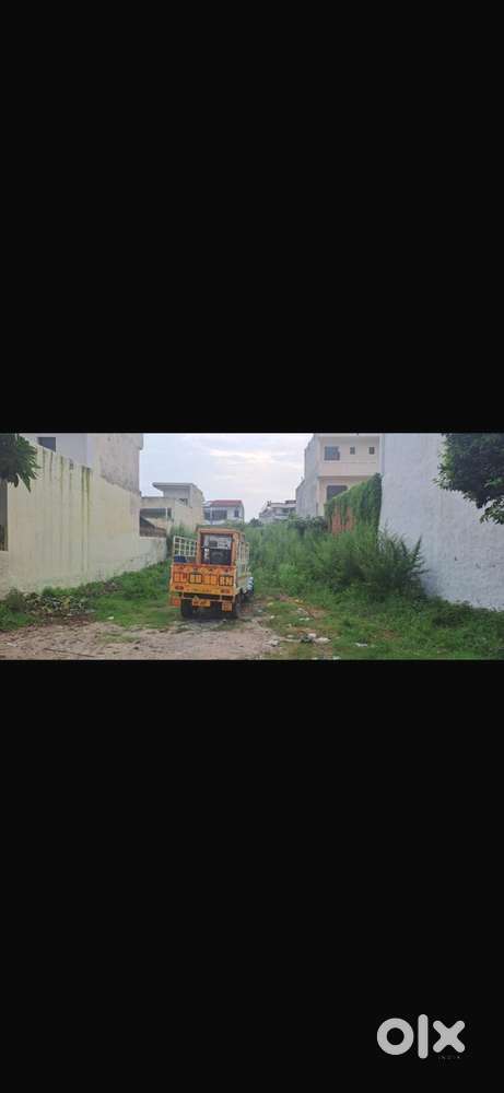 Plot for sale 40*80 =355 gaj