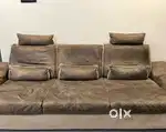 A king size spacious 6 seater sofa. Pair of 2 sofa (3 seater each)