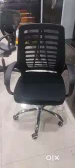 Furniturewalas: Executive chairs at best prices
