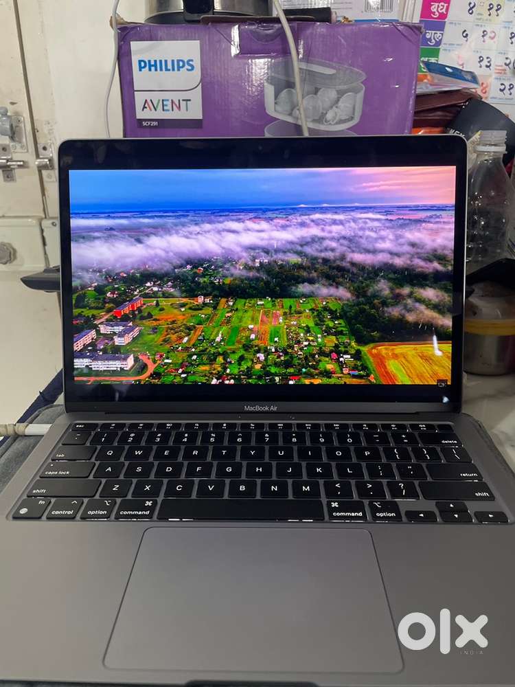 Urgent Macbook Air M1 2024
