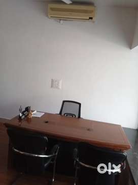Receptionist