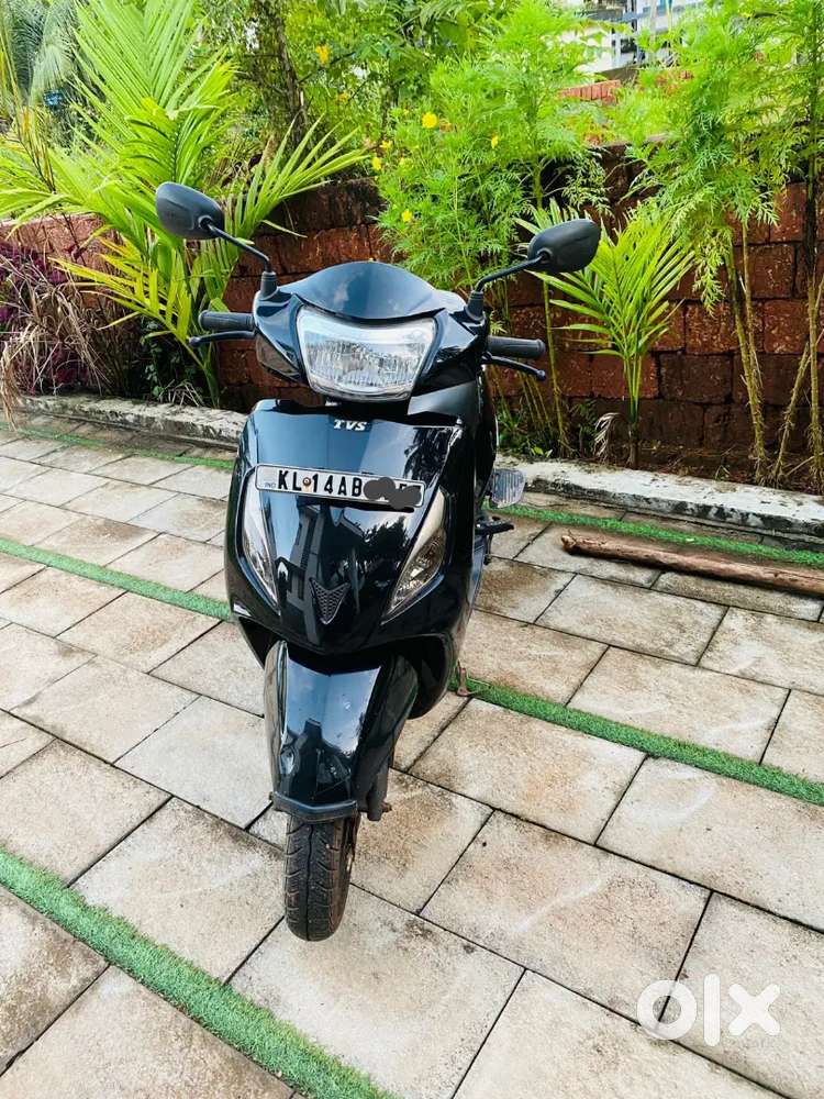 2022last 28000km single owner good condition