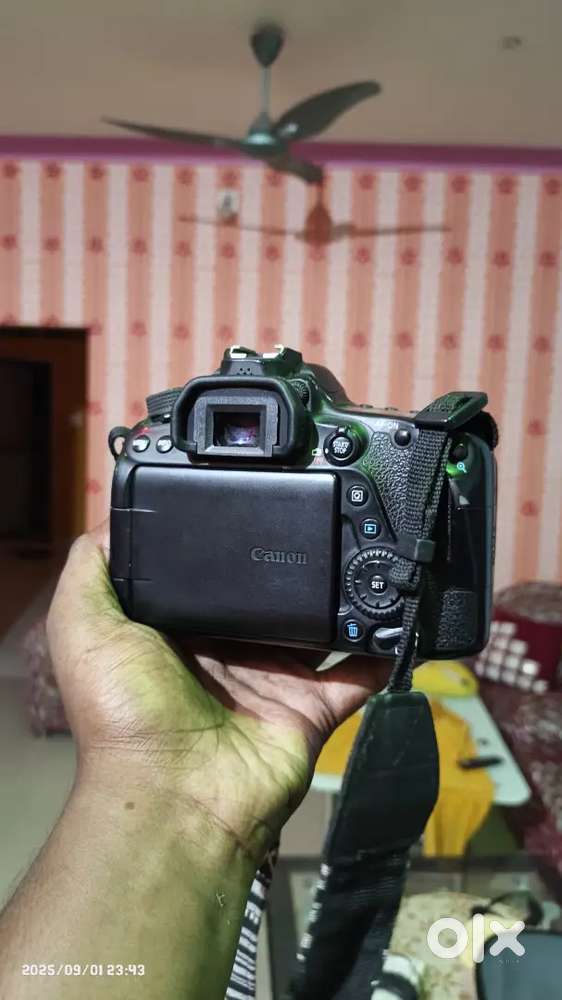 Canon 80d 18+55and 50mm with 2 battery