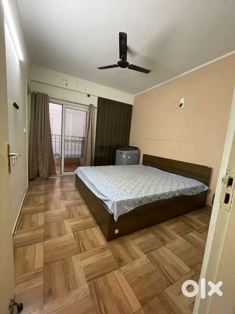 2bhk full furnished property