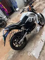 Revolt RV400