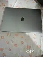 Macbook Pro i7 Good Condition