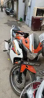 Honda CBR 150R 1st owner good condition running bike