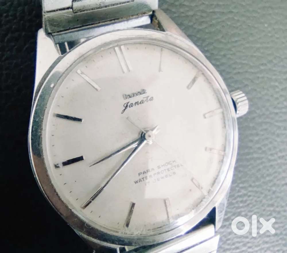 Table clock with alarm, wrist watch antique and assorted