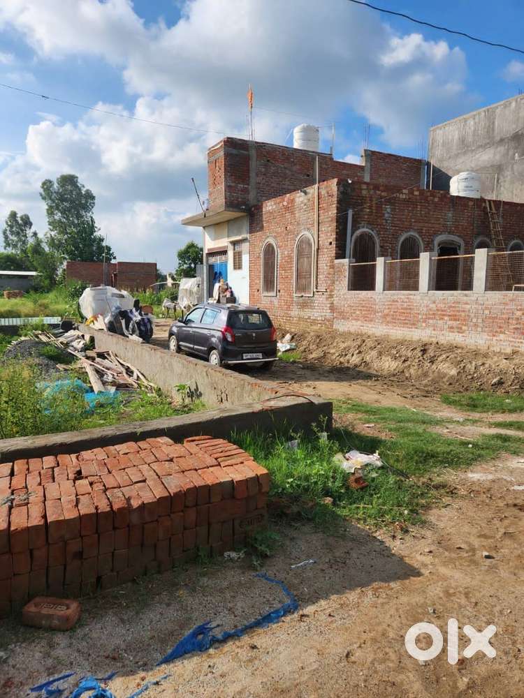 Residential 50 Gaj Plots in 17 Lacs at Noida Expressway Plots in Delhi