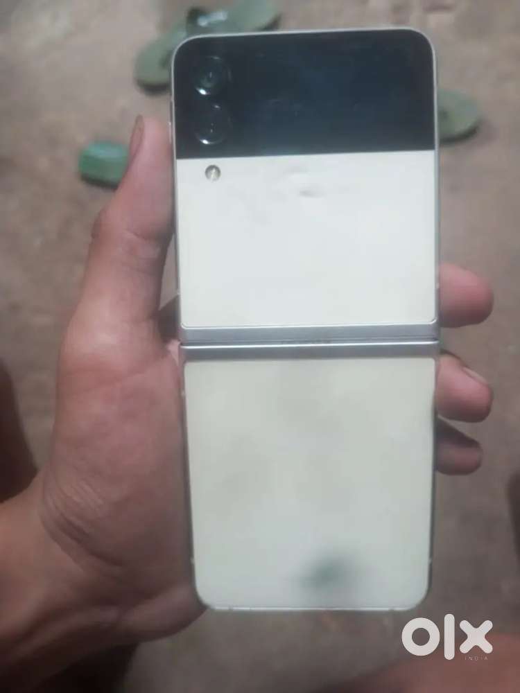 Z flip.3 gobal phone