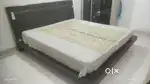 Dubble bed heavy wooden withmattress heavy