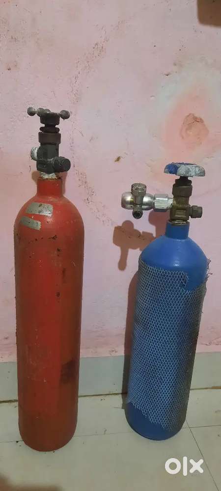 Co2 cylinder