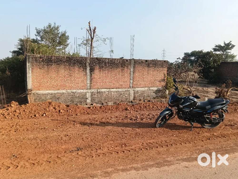 Land 1acr in front off new bypass in basaman mama