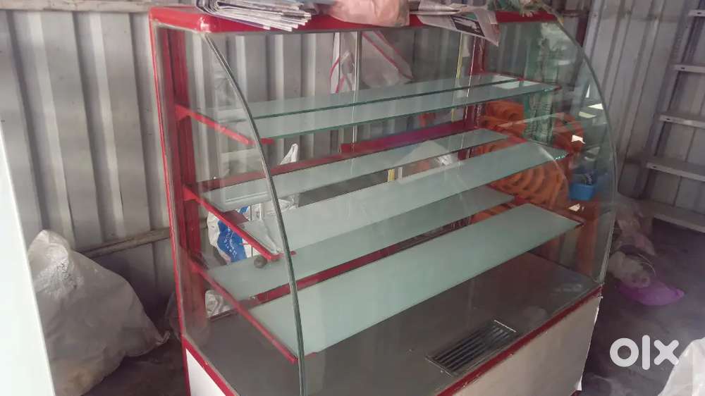 Sweet display counter