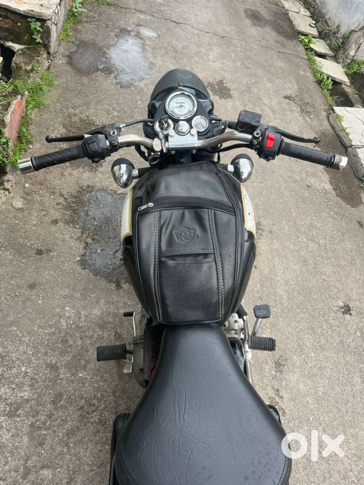 Urgent sale black colour classic 350