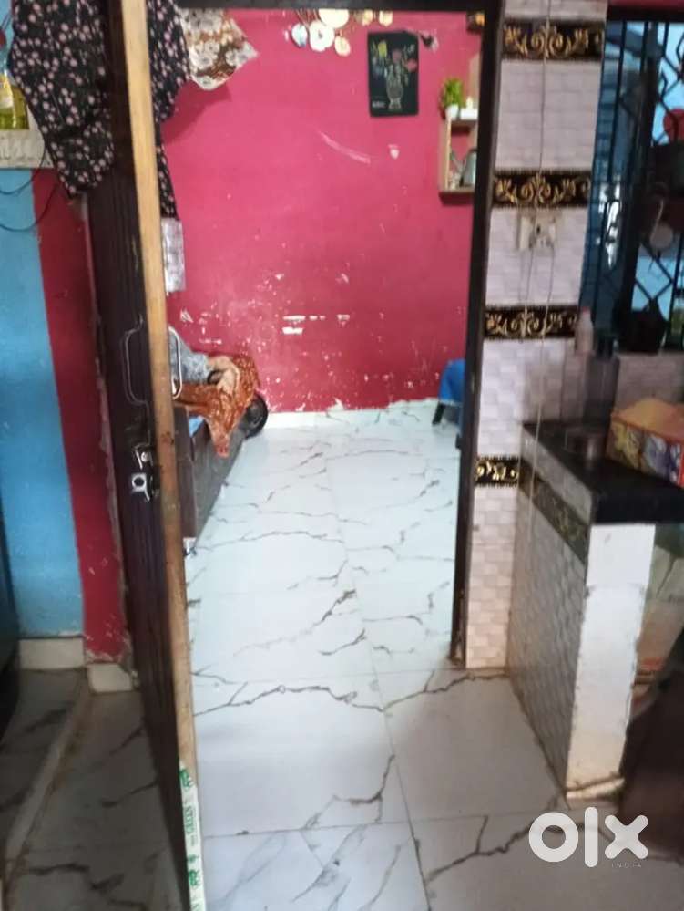 Dubagga charak hospital baraura hussain badi mai 400 sq ghar bik raha