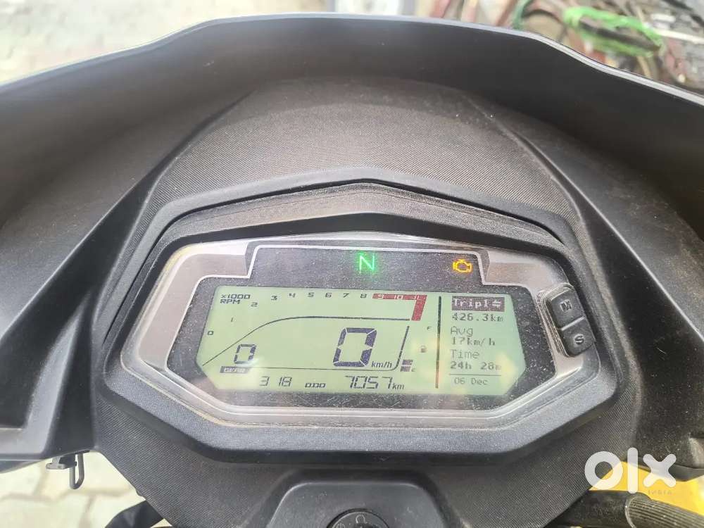 Hero galomur xtech (I3s) new condition bs6 model