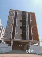 It's New apartment,has fall ceiling,back up generator &used red bricks