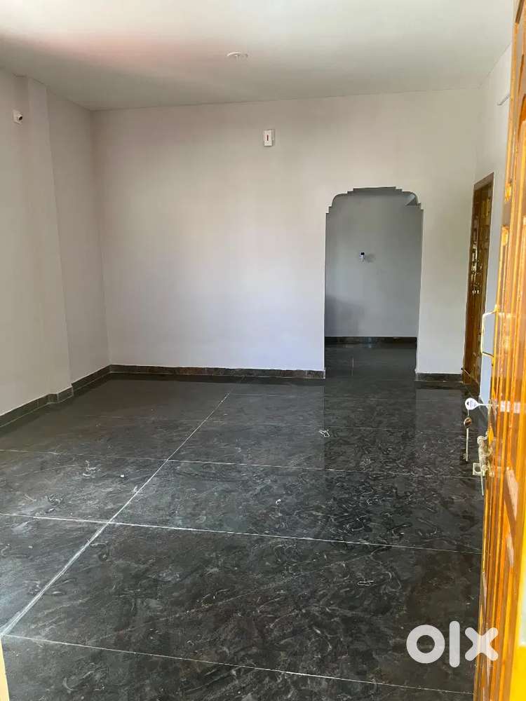 House for rent at 1st floor (negotiable)