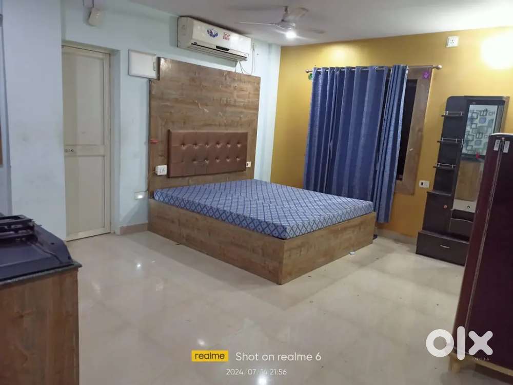 Fully Furnished 1RK FLAT Rent Only Ladies Family Girls Working Job