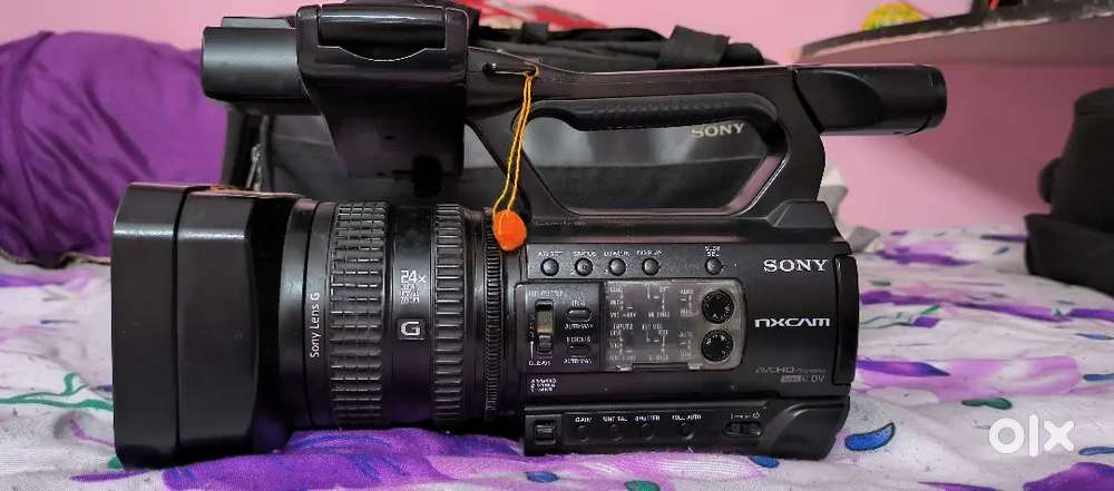 Sony nx 100