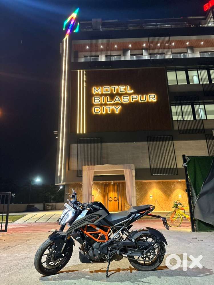 Helmet and gloves free