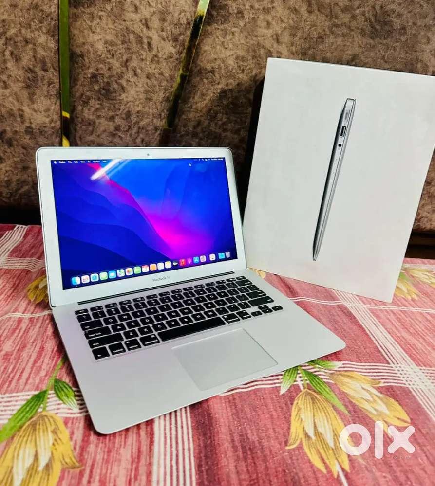 Excellent Condition
MacBook Air (Core i5, 4GB,128GB SSD)Premium Laptop